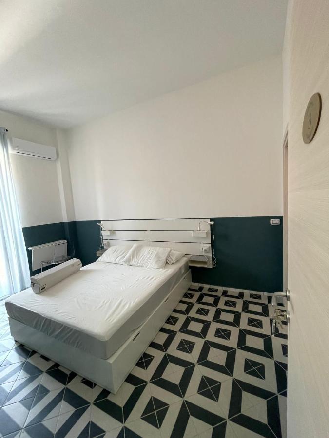 Donna Maria Hotel Sapri Buitenkant foto