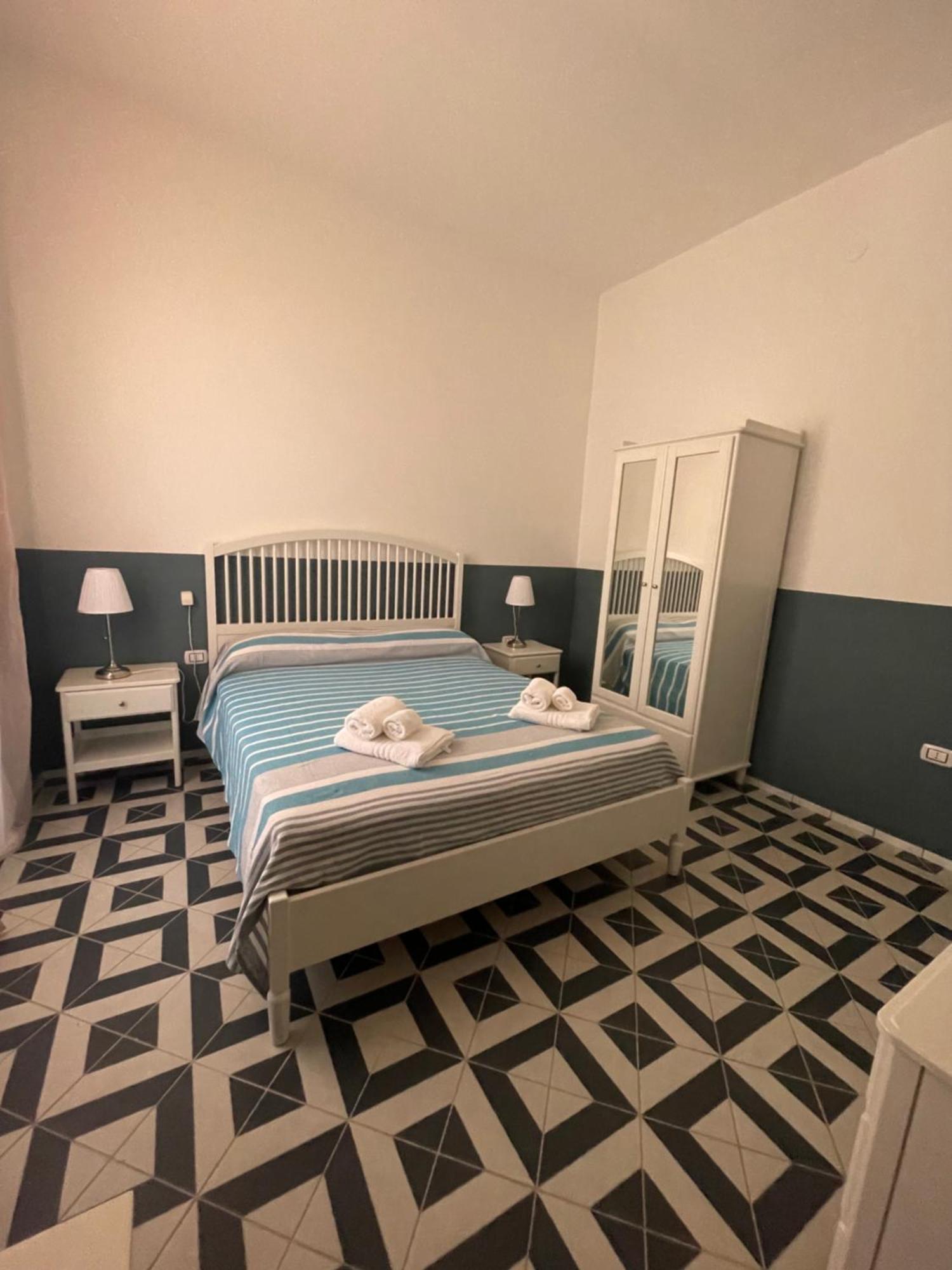 Donna Maria Hotel Sapri Buitenkant foto